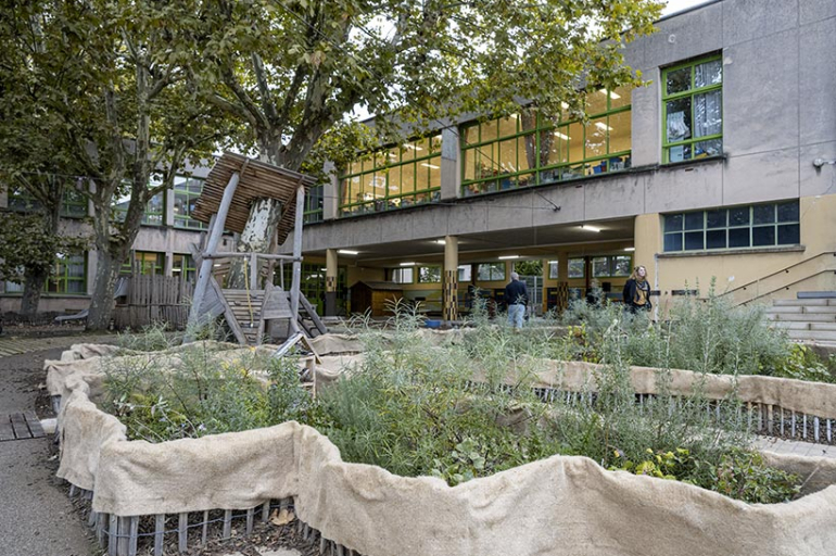 confiez vos travaux de r&eacute;novation &agrave; des experts &agrave; cachan. r&eacute;novation int&eacute;rieure et ext&eacute;rieure, conseils personnalis&eacute;s et devis gratuit pour transformer votre habitation selon vos envies.