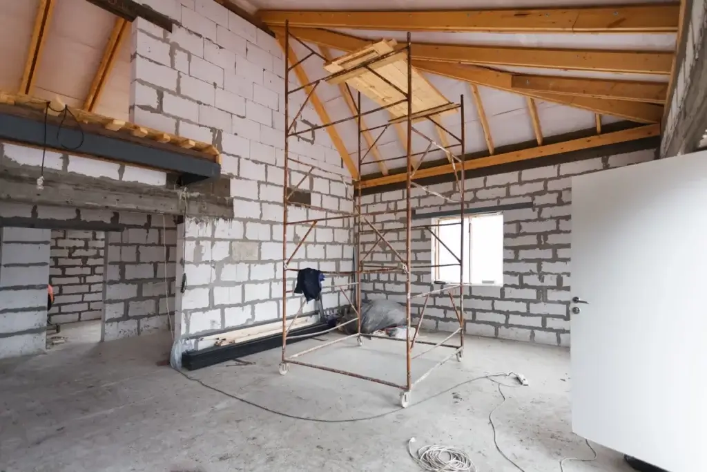 d&eacute;couvrez tout ce qu'il faut savoir sur le co&ucirc;t d'une r&eacute;novation : estimations, conseils pour &eacute;conomiser, et facteurs qui influencent le budget de vos travaux.