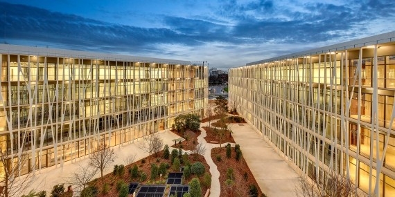 découvrez notre entreprise de bâtiment spécialisée dans la construction, la rénovation et l’aménagement de tous types de bâtiments. qualité, expertise et respect des délais au service de vos projets immobiliers.