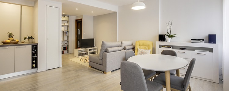 découvrez nos conseils et solutions pour la rénovation d'appartement : idées déco, travaux, budget, astuces pour optimiser l'espace et transformer votre logement selon vos envies.