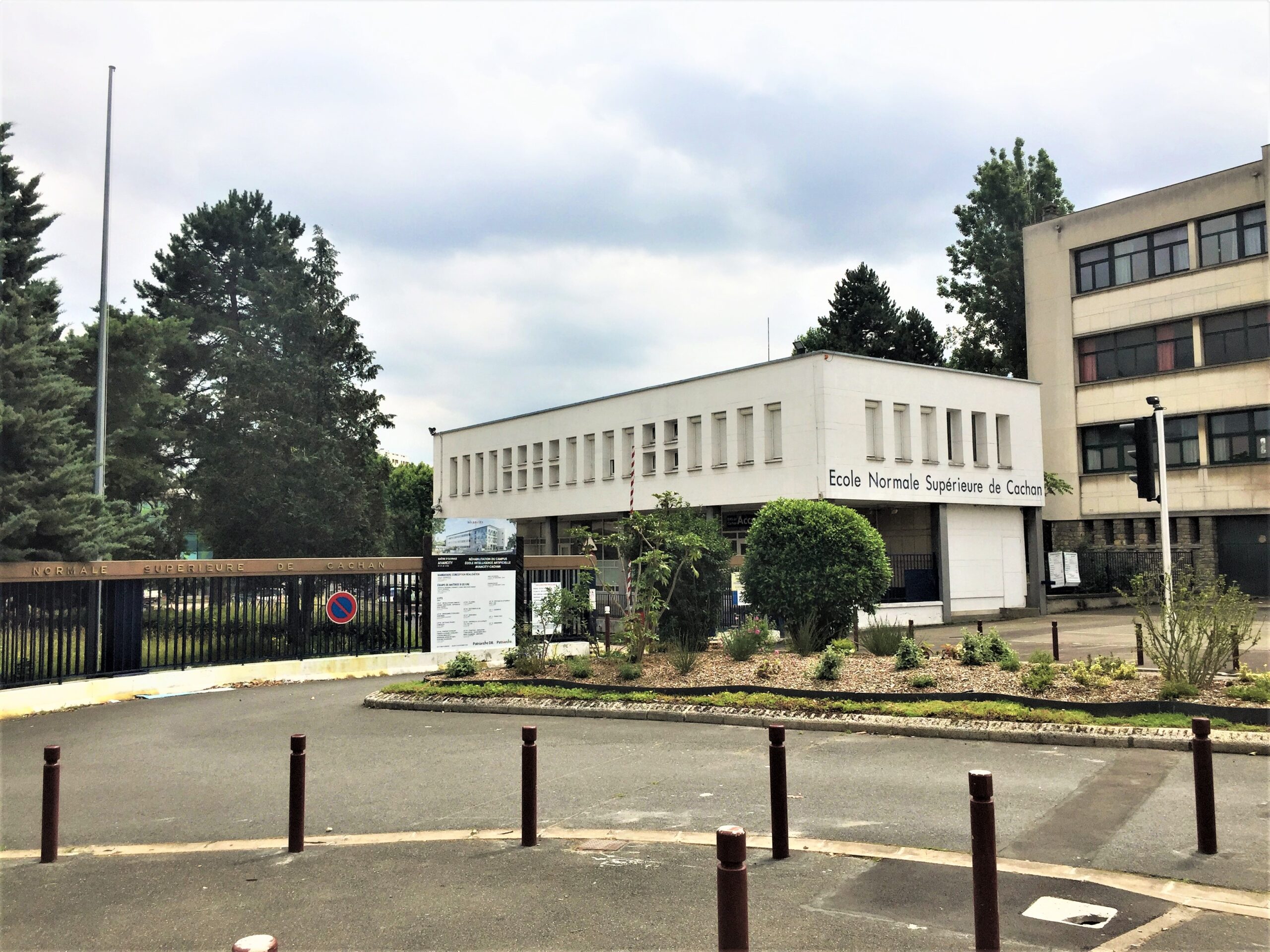 d&eacute;couvrez les 10 &eacute;tapes cl&eacute;s pour r&eacute;ussir votre r&eacute;novation &agrave; cachan. suivez nos conseils pratiques pour transformer votre logement en toute s&eacute;r&eacute;nit&eacute;, de la pr&eacute;paration &agrave; la finition.