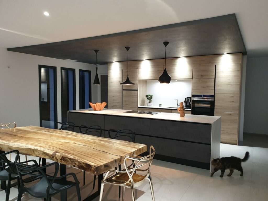 découvrez comment transformer votre intérieur grâce à la rénovation cocon moderne : astuces, inspirations et conseils pour créer un espace chaleureux, confortable et design.