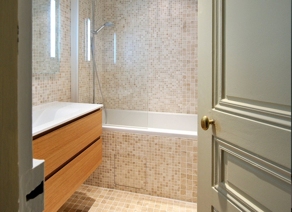 offrez une seconde vie &agrave; votre appartement haussmannien gr&acirc;ce &agrave; des conseils et services de r&eacute;novation sur-mesure, alliant respect du cachet d&rsquo;origine et confort moderne.