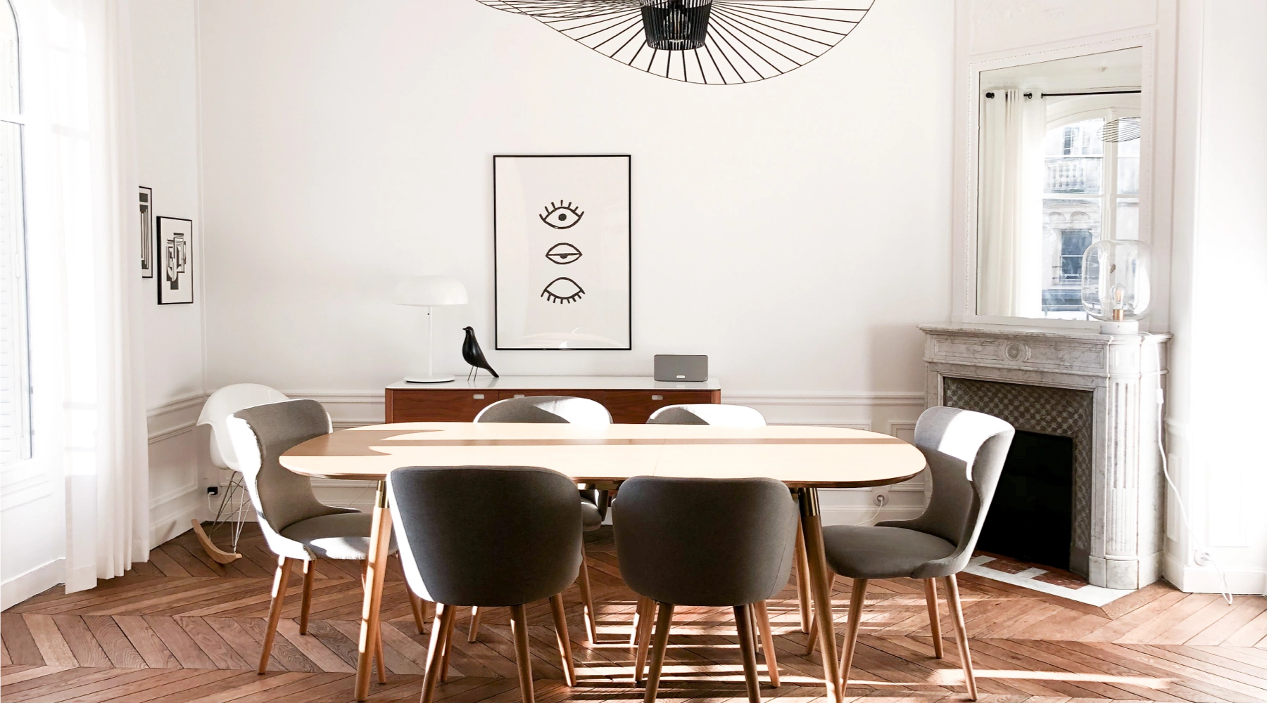 profitez de notre expertise en r&eacute;novation haussmannienne pour redonner charme et &eacute;l&eacute;gance &agrave; votre appartement ancien. conseils, suivi personnalis&eacute;, respect du style architectural d'&eacute;poque et finitions haut de gamme.