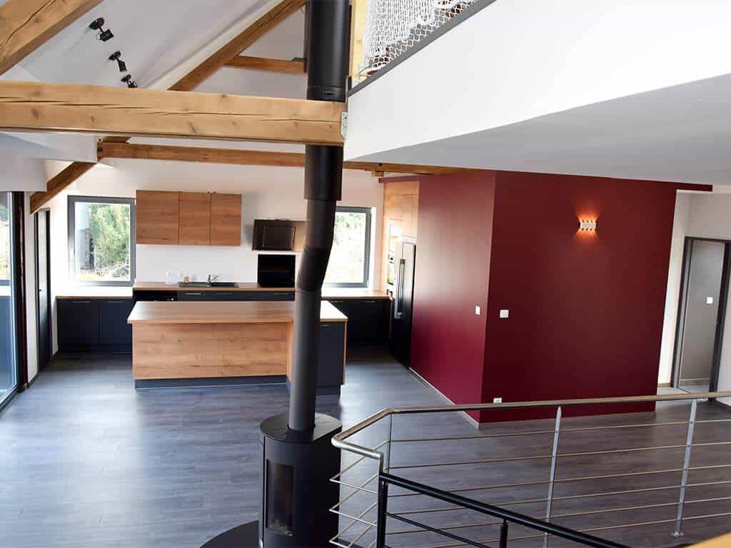 confiez votre projet de r&eacute;novation int&eacute;rieure &agrave; des experts pour transformer votre espace de vie. conseils personnalis&eacute;s, mat&eacute;riaux de qualit&eacute; et accompagnement sur-mesure pour un int&eacute;rieur moderne et confortable.