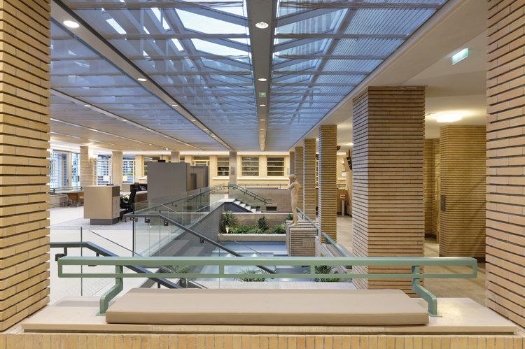confiez votre rénovation intérieure à cachan à des professionnels expérimentés. aménagement, décoration et travaux sur mesure pour transformer votre intérieur selon vos envies. devis gratuit et conseils personnalisés.