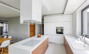 vous recherchez un sp&eacute;cialiste de la r&eacute;novation de maison &agrave; cachan ? profitez d&rsquo;un accompagnement sur mesure pour transformer votre habitation selon vos envies et valoriser votre bien immobilier !