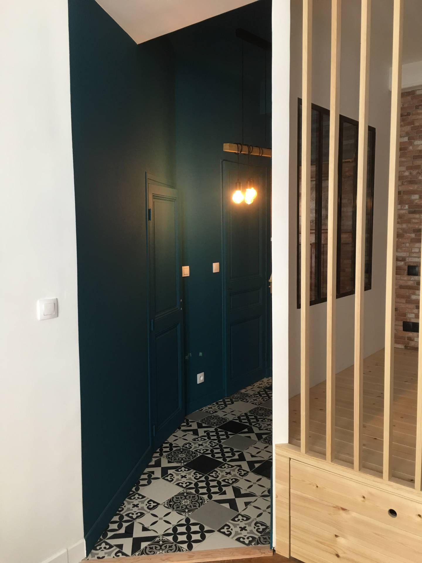 d&eacute;couvrez nos conseils et astuces pour la r&eacute;novation de votre studio : id&eacute;es d&rsquo;am&eacute;nagement, choix des mat&eacute;riaux, optimisation de l&rsquo;espace et tendances d&eacute;co pour transformer votre petit appartement.