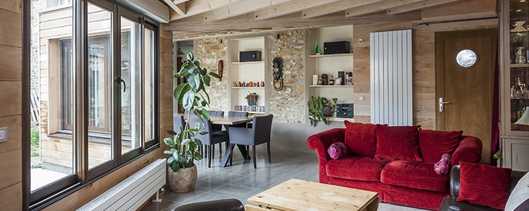 d&eacute;couvrez nos conseils et solutions pour r&eacute;nover votre maison efficacement : astuces, &eacute;tapes cl&eacute;s, id&eacute;es d&eacute;co et estimation des co&ucirc;ts pour transformer votre int&eacute;rieur en toute s&eacute;r&eacute;nit&eacute;.