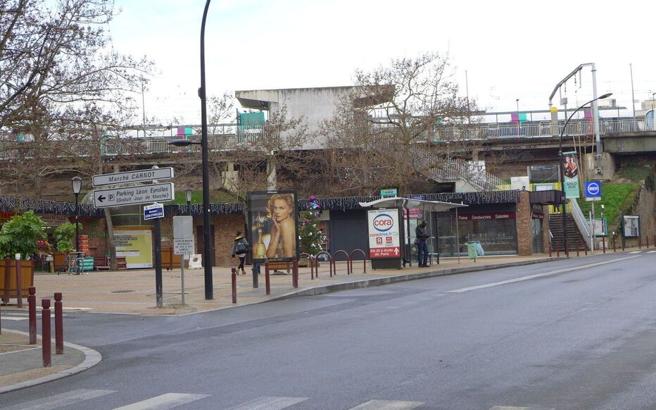 d&eacute;couvrez tous les travaux en cours et &agrave; venir &agrave; cachan : voirie, am&eacute;nagements urbains, infrastructures et informations pratiques pour les habitants et les usagers de la ville.